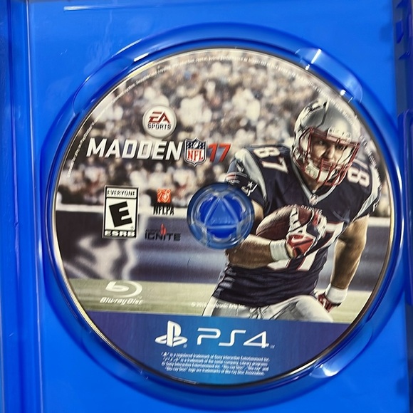 5 for $40 - Madden NFL 17 PS4 Game - Picture 3 of 4